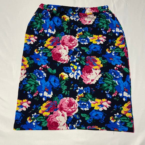 Moa U.S.A. Skirt Floral Stretchy Pencil Straight Elastic Waist See Measurements - Picture 2 of 6